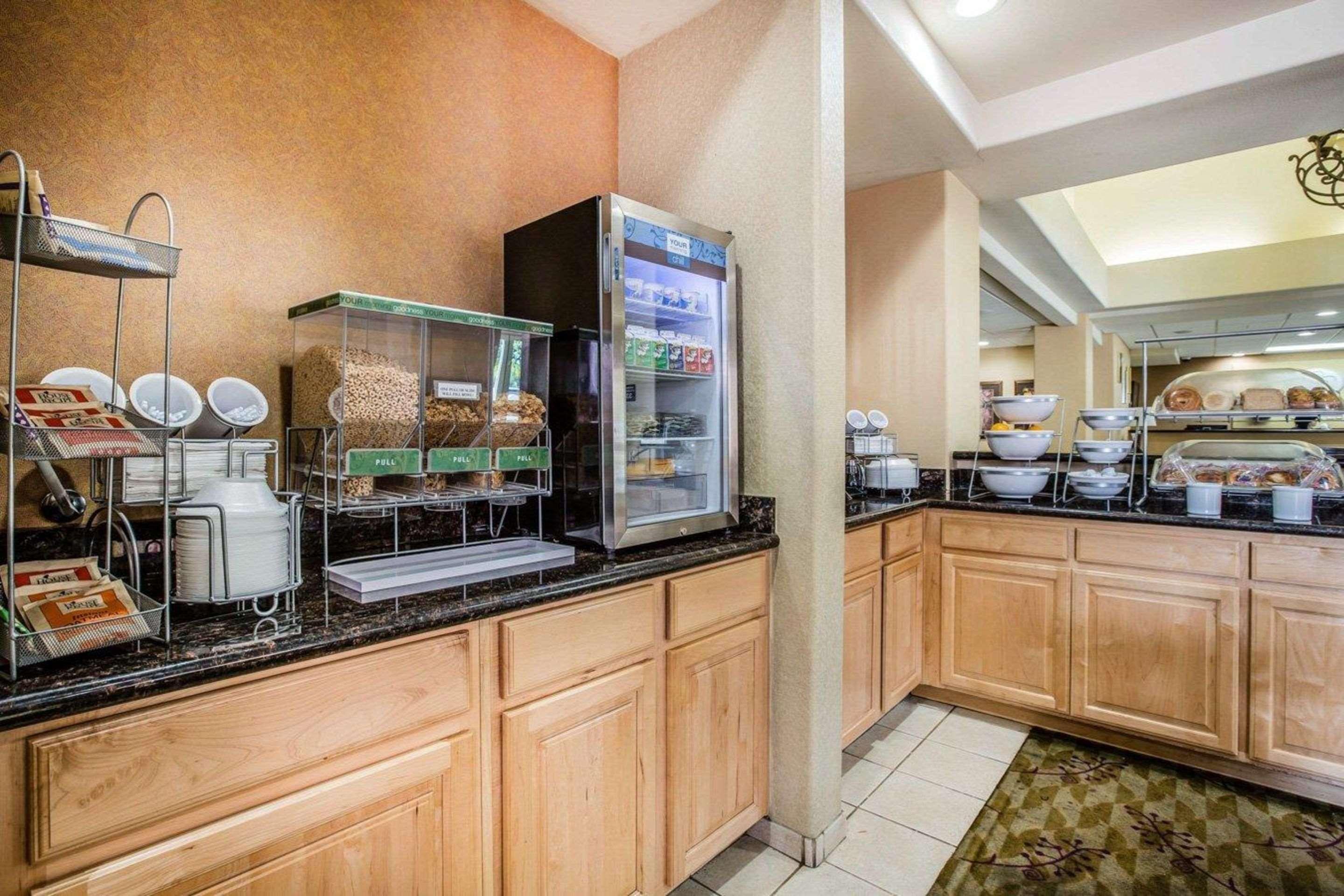 Comfort Suites Marysville-Yuba City Экстерьер фото